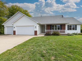 W6939 Everglade Rd, Greenville, WI 54942