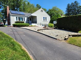 1014 N Worthy St, Windsor, CT 06095