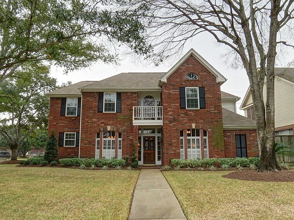 1st image of 19703 Knightsridge Ln