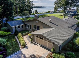30 Lisa Ln, Warwick, RI 02889