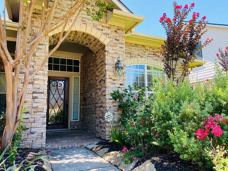 24823 Dutton Point Dr — Photo 3