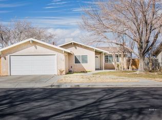 742 W Bataan Ave, Ridgecrest, CA 93555