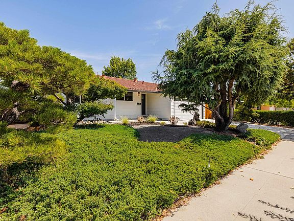 5th image of 1393 Annapolis Way