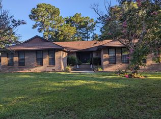 684 Pelzer Dr, Mount Pleasant, SC 29464