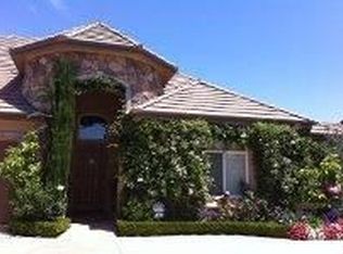 1372 E Rosemont Ln, Fresno, CA 93730