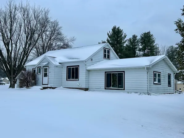 102 Grant St, Warrens, WI 54666