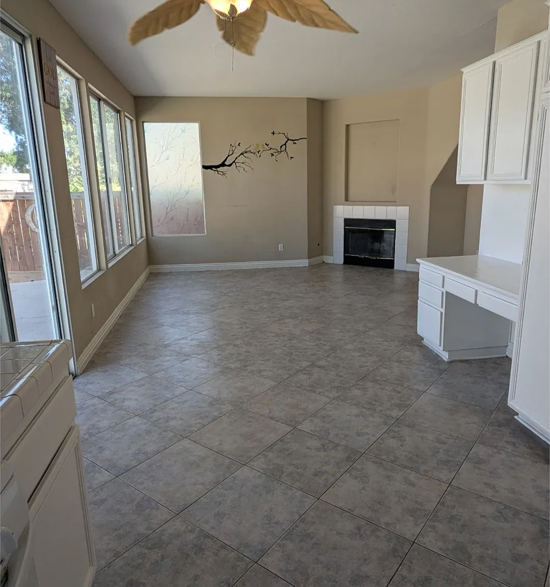1289 Mira Valle St — Photo 4