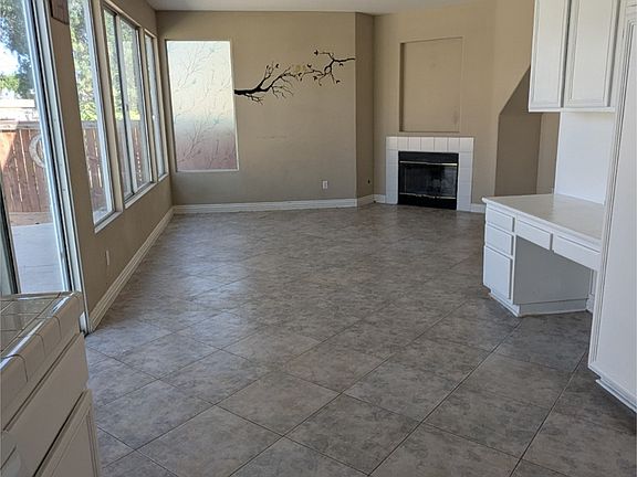 4th image of 1289 Mira Valle St