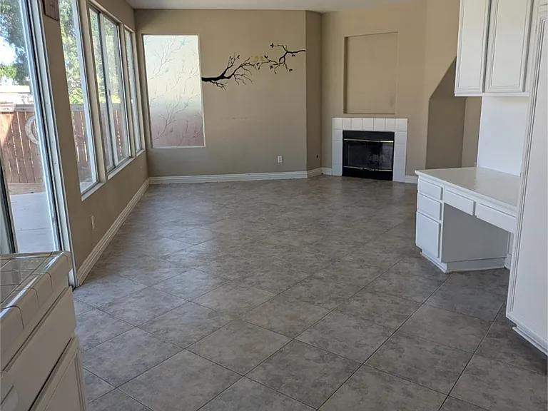 1289 Mira Valle St — Photo 4