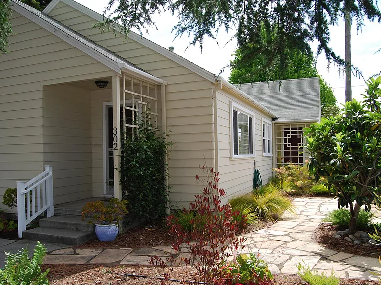 302 Morrissey Blvd — Photo 7