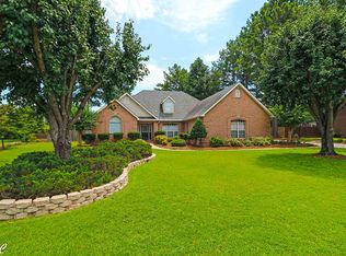 105 Briarmoor Dr, Warner Robins, GA 31088