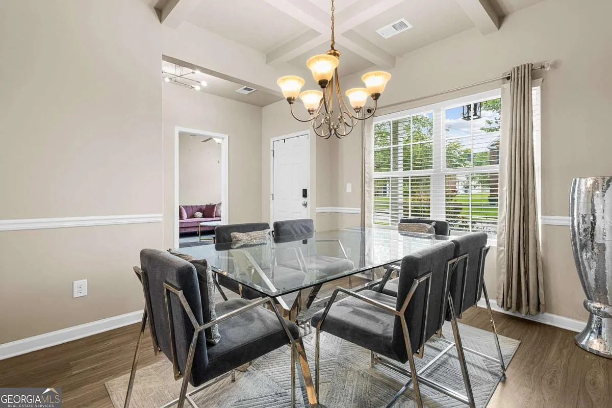 4 bed, 3.0 bath, 2934 sqft, $2,400 — Photo 3