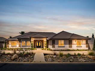 879 Santa Cruz Dr, Redding, CA