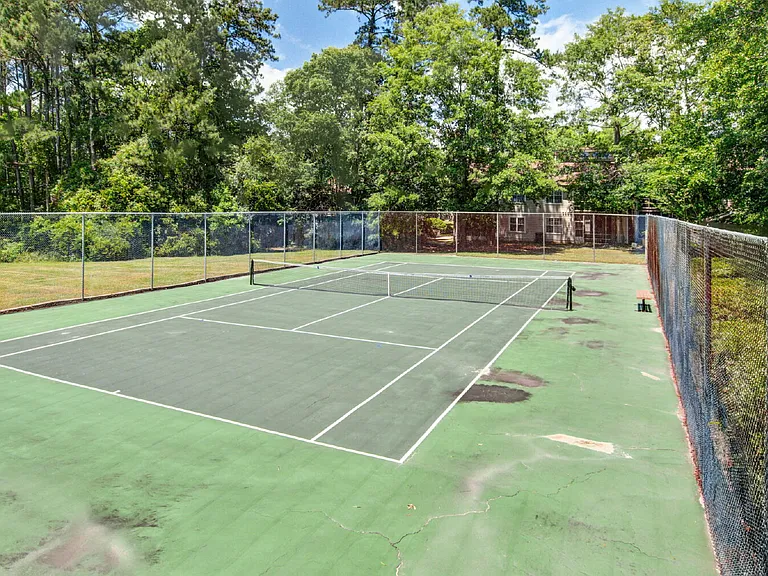 7945 Timbercreek Ln #G — Photo 19