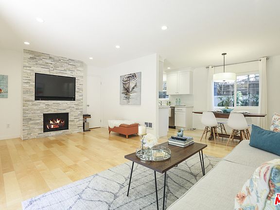 2nd image of 3219 Colorado Ave Unit 3