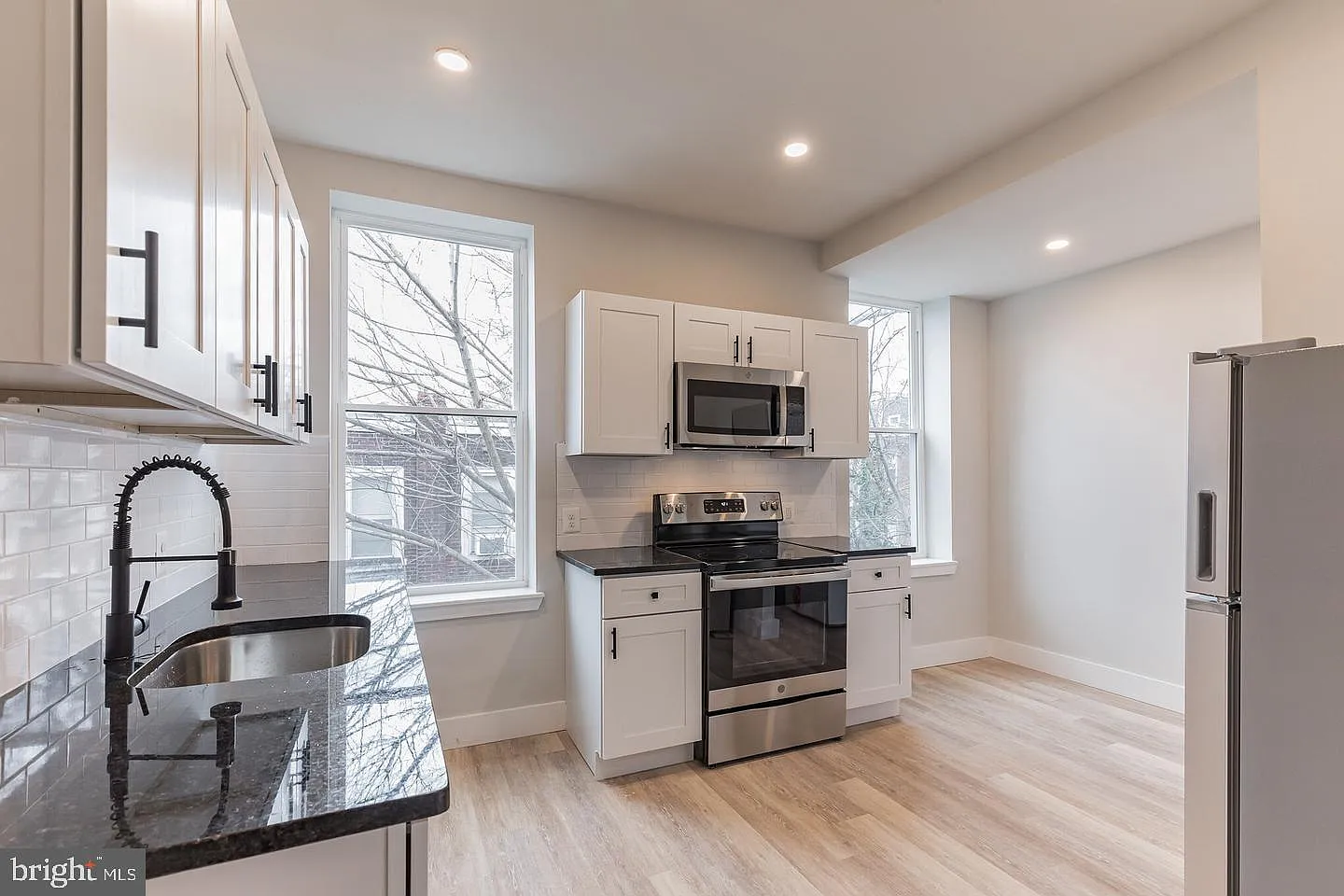 2 bed, 1.0 bath, 900 sqft, $1,475 — Photo 3