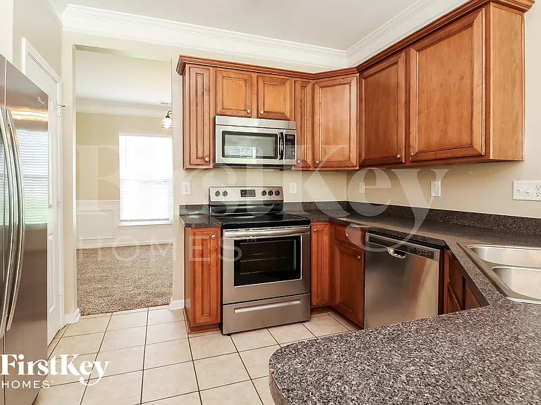 8019 Bushy Creek Dr — Photo 7