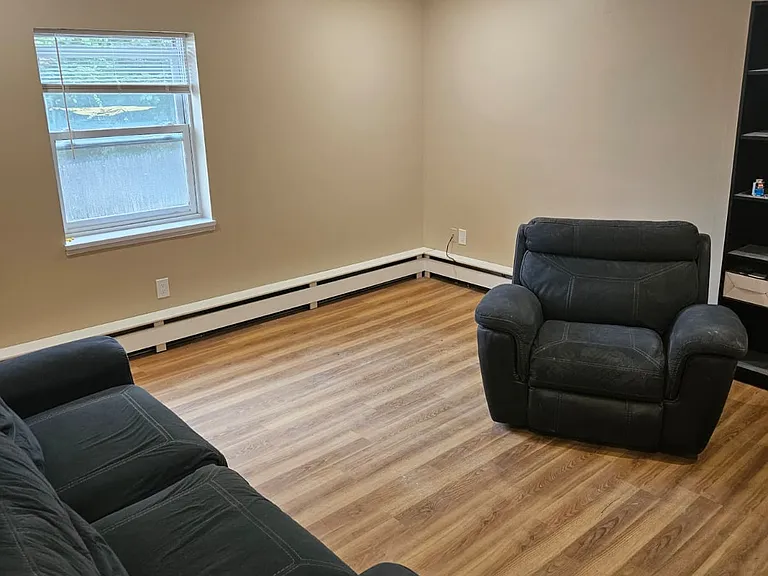 17 Prospect St #3 — Photo 5