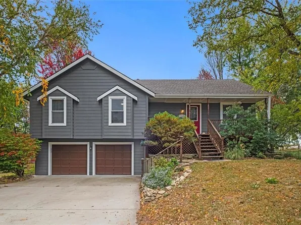 12423 Donahoo Rd, Kansas City, KS 66109