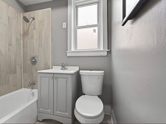 2nd image of 738 E Marquette Rd #3