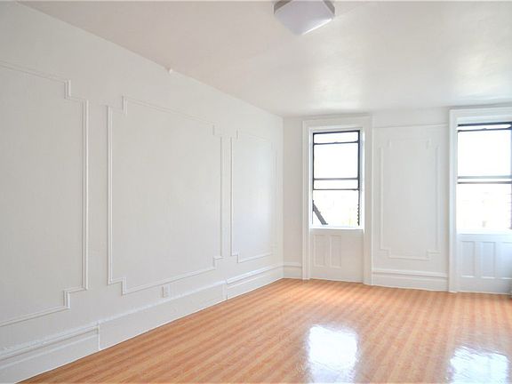 2nd image of 622 E 169th St APT 4D