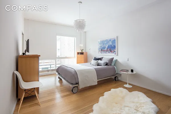 Sold by Compass | media 7
