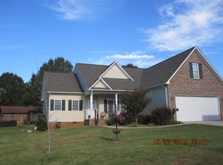 1613 Herbie Cir, Newton, NC 28658