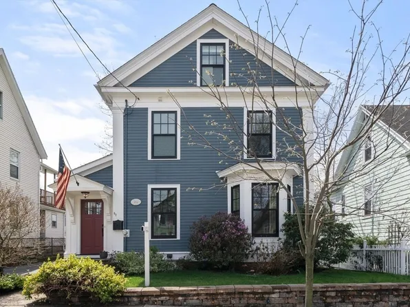 52 Gardner St, Newton, MA 02458