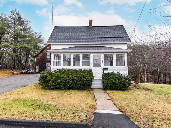445 Park St, Gardner, MA 01440