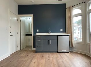 99 Caine Ave #C, San Francisco, CA 94112