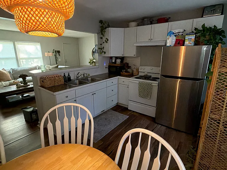 7359 La Vista Dr — Photo 2