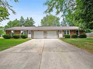 2909 Creek Dr, Green Bay, WI 54311