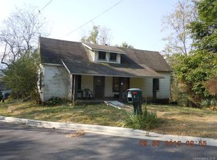 46 Sharptown Rd, Canton, NC 28716