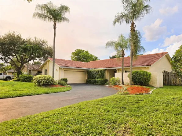 9091 NW 11th Court, Plantation, FL 33322