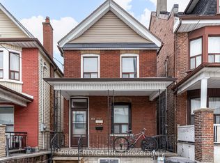 763 Dupont St #2, Toronto, ON M6G1Z5