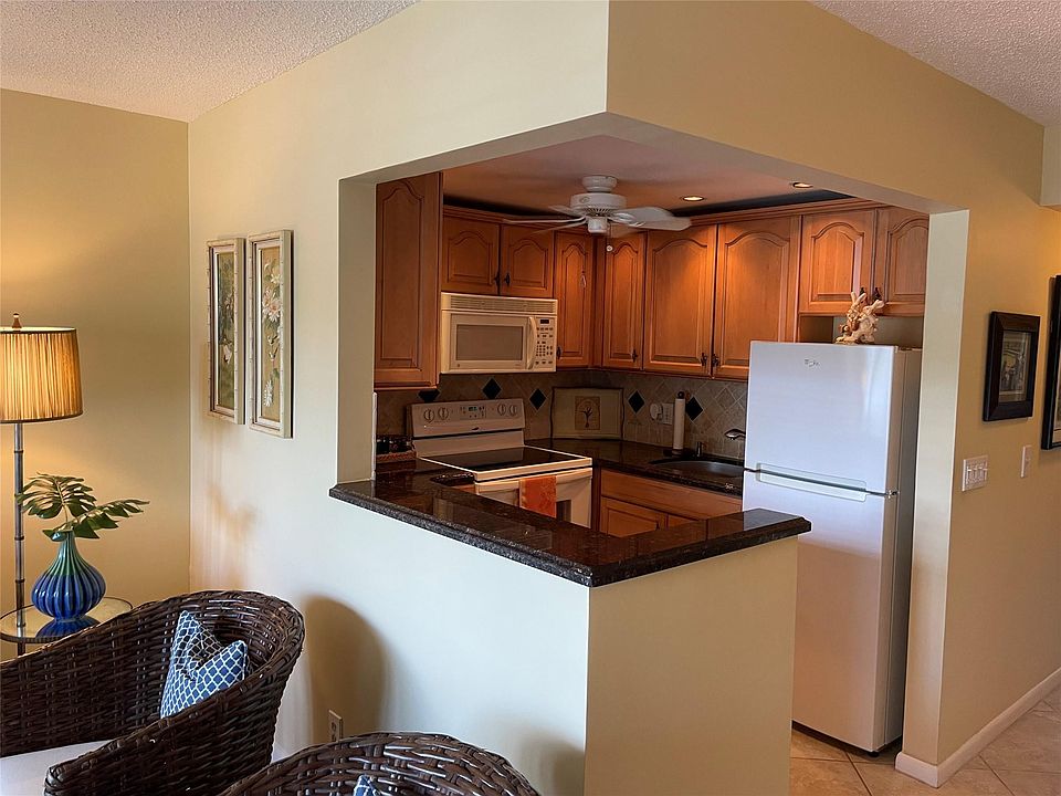 1st image of 184 Ventnor L #184