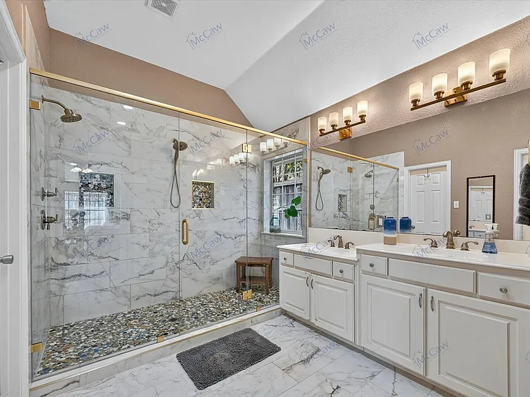 2061 Le Mans Dr — Photo 27
