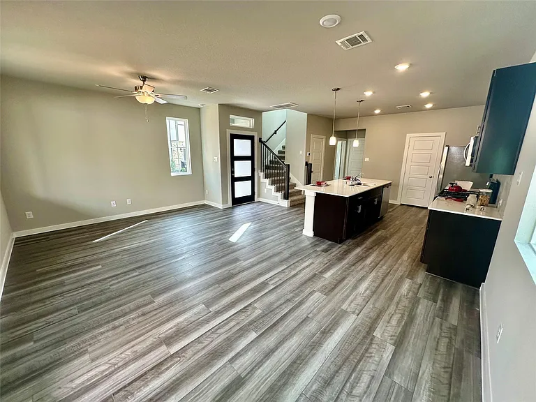 3121 Moontide Ln — Photo 10