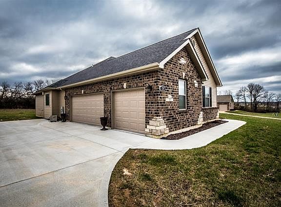 5th image of 120 Mallard Pointe Blvd
