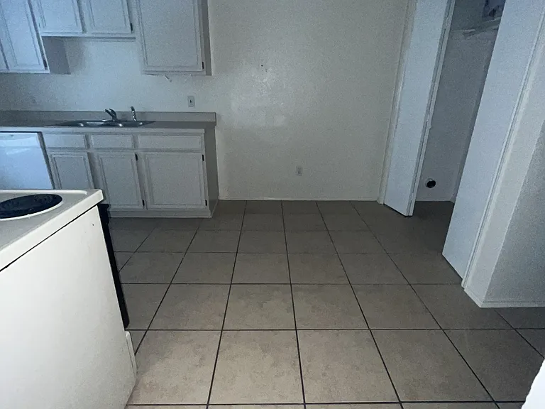 1604 Benttree Dr #A — Photo 2