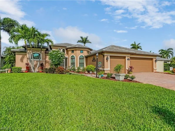 11758 Lady Anne Cir, Cape Coral, FL 33991