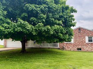 89 1st St, South Shore, KY 41175