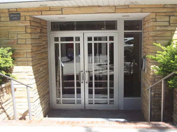 1332 Metropolitan Avenue #6A, Bronx, NY 10462