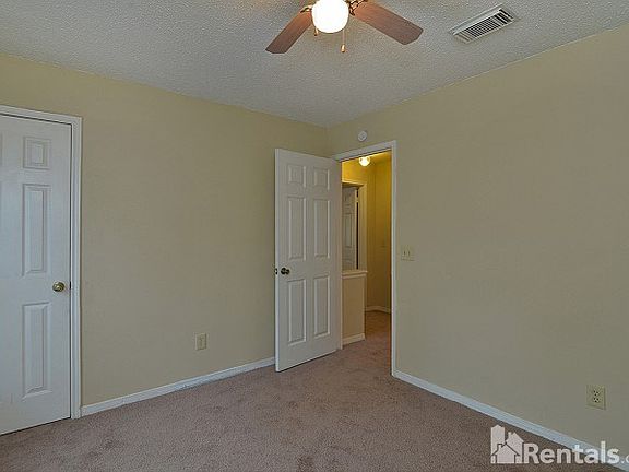 2nd image of 16014 Sweetwater Creek Dr