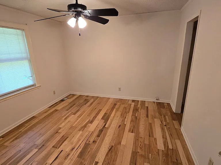 466 Hefner St — Photo 32
