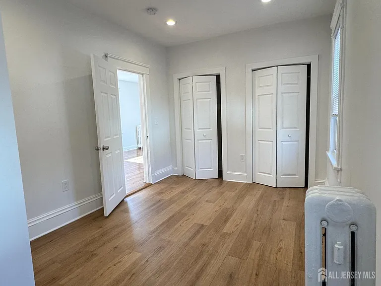 501 S 3rd Ave — Photo 10