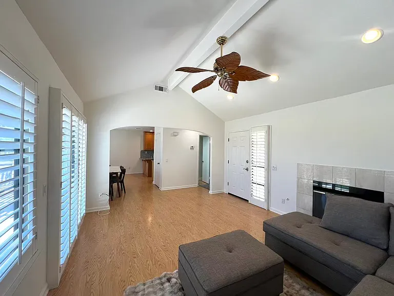 6011 E Montefino Ln — Photo 4