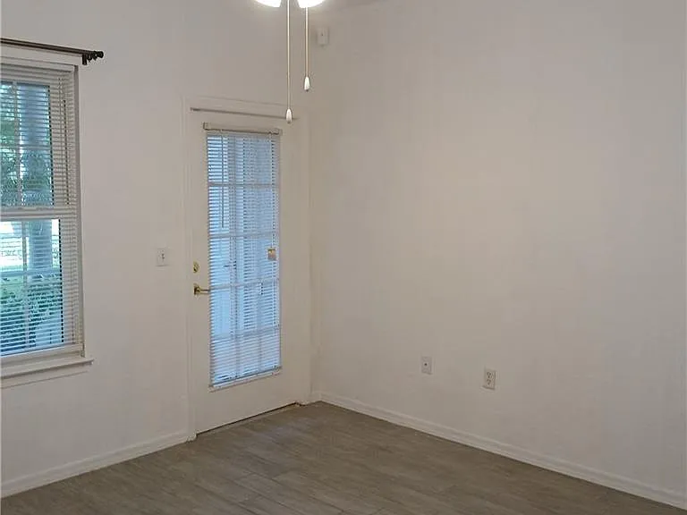 23660 Walden Center Dr #106 — Photo 4