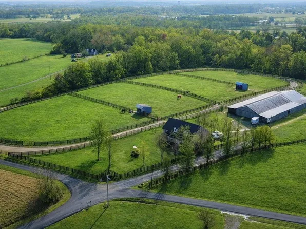 441 Knob View Rd, Russell Springs, KY 42642