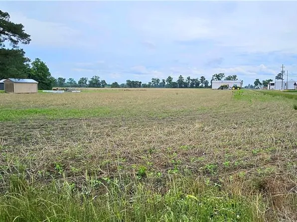 4345 Ballahack Rd, Chesapeake, VA 23322